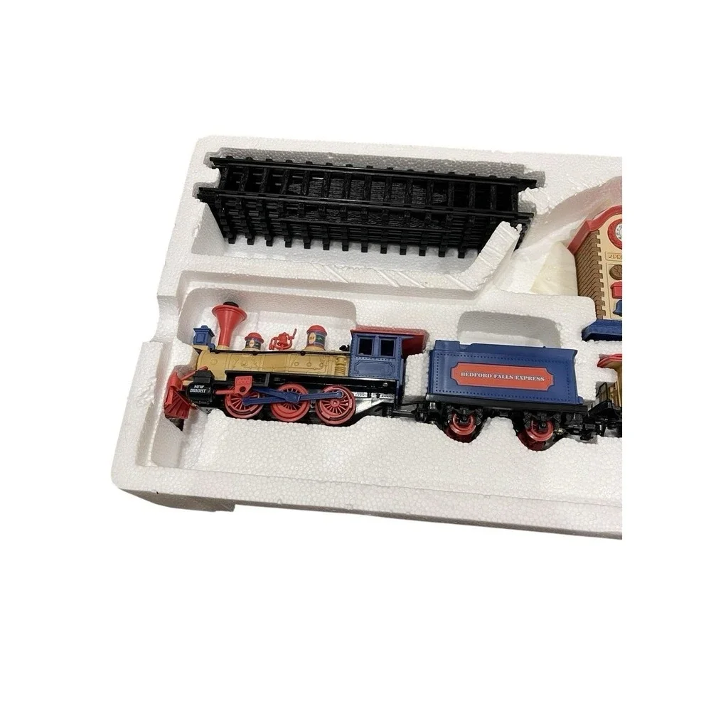 It's A Wonderful Life Bedford Falls Express Train Set No. 179 Tested Works EUC‎